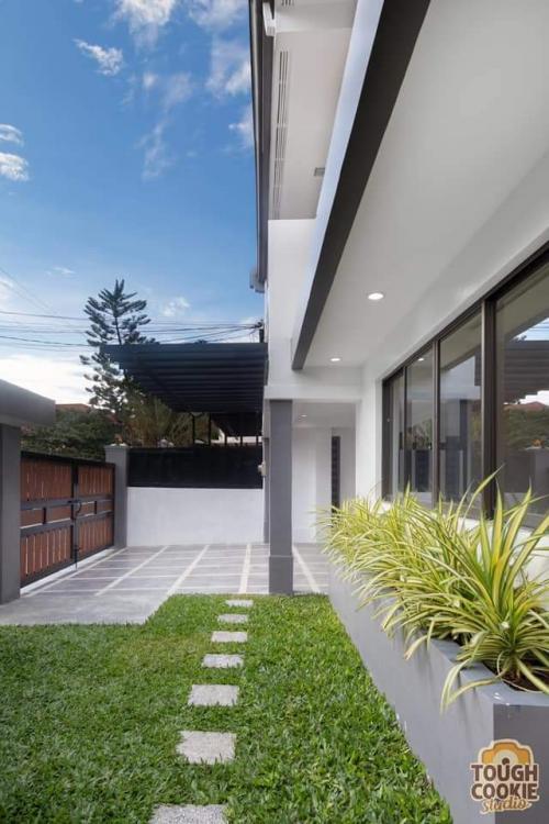 FOR SALE: House Manila Metropolitan Area > Paranaque 3