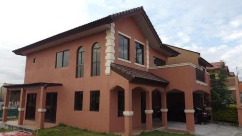 FOR SALE: House Cavite > Bacoor