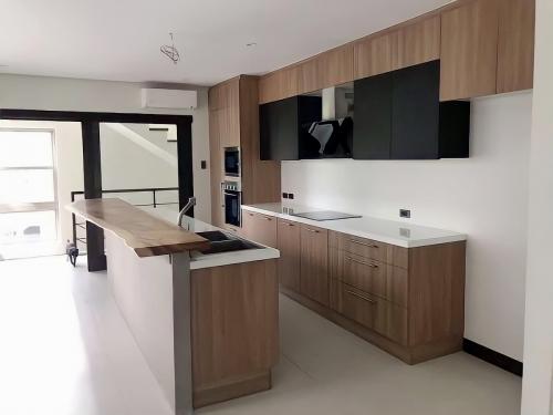 FOR SALE: House Manila Metropolitan Area > Makati 4