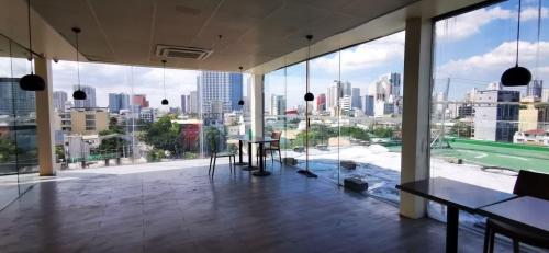 FOR SALE: Office / Commercial / Industrial Manila Metropolitan Area > Caloocan