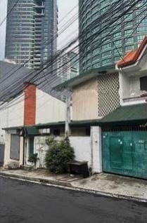 FOR SALE: Office / Commercial / Industrial Manila Metropolitan Area > Makati