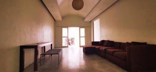 FOR SALE: House Manila Metropolitan Area > Alabang 1