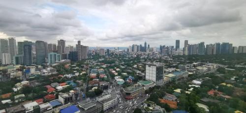 FOR RENT / LEASE: Apartment / Condo / Townhouse Manila Metropolitan Area > Makati 2