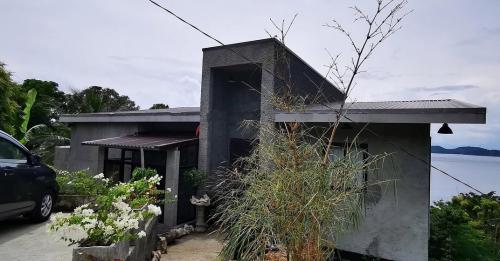 FOR SALE: Beach / Resort Batangas > Other areas