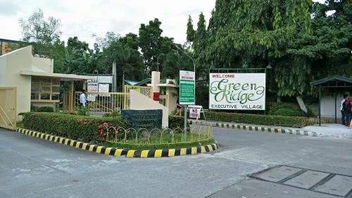 Installment Lot for sale in Greenridge Executive Village
