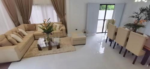 FOR SALE: Apartment / Condo / Townhouse Cavite 3