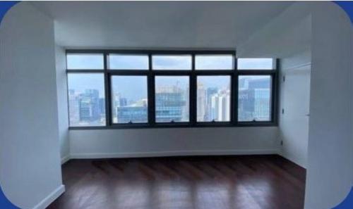FOR SALE: Apartment / Condo / Townhouse Rizal > Taguig