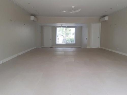 FOR SALE: House Manila Metropolitan Area > Makati 2