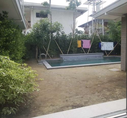 FOR SALE: House Manila Metropolitan Area > Makati 3