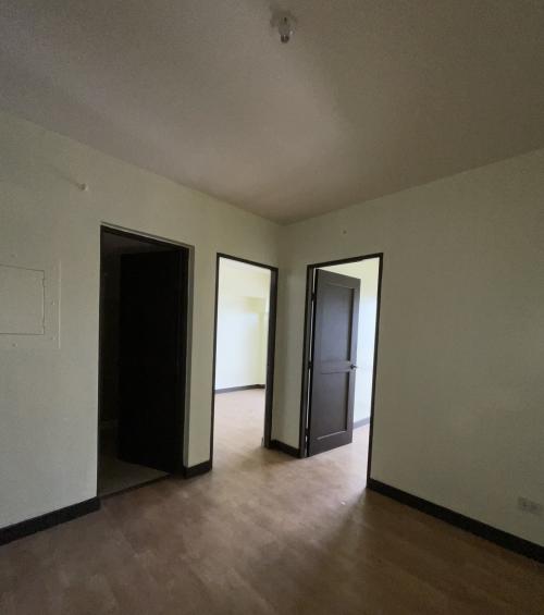 FOR SALE: Apartment / Condo / Townhouse Rizal > Taguig 1