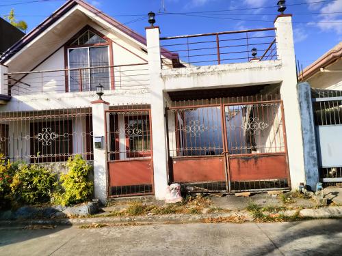 FOR SALE: House Cavite 1