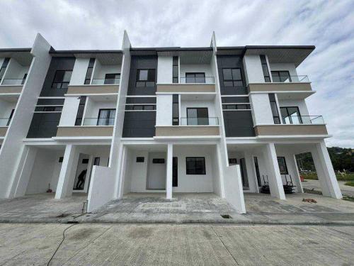 FOR SALE: House Cebu > Cebu City 3