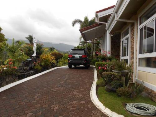 FOR SALE: House Batangas 1