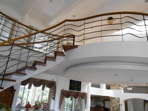 FOR SALE: House Batangas 9