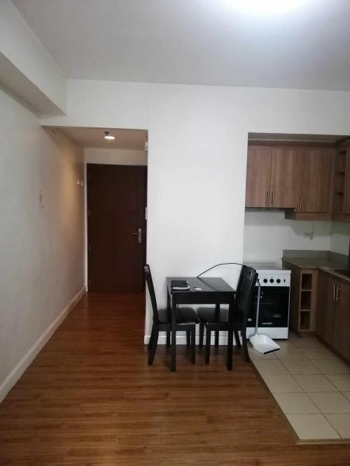 FOR SALE: Apartment / Condo / Townhouse Manila Metropolitan Area > Makati 1