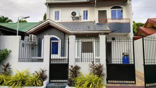 FOR SALE: Apartment / Condo / Townhouse Cavite 14