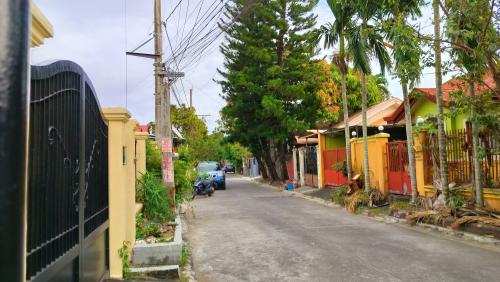 FOR SALE: Apartment / Condo / Townhouse Cavite 4