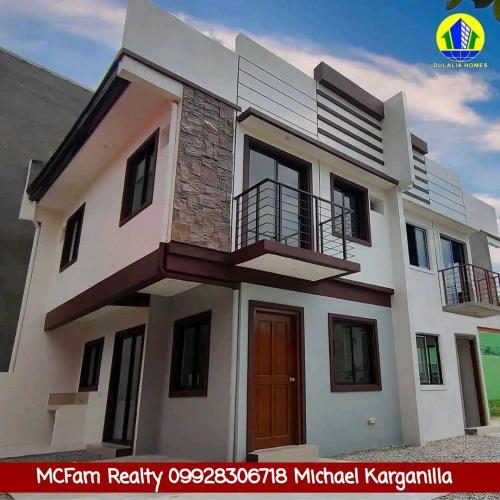 FOR SALE: House Manila Metropolitan Area > Valenzuela