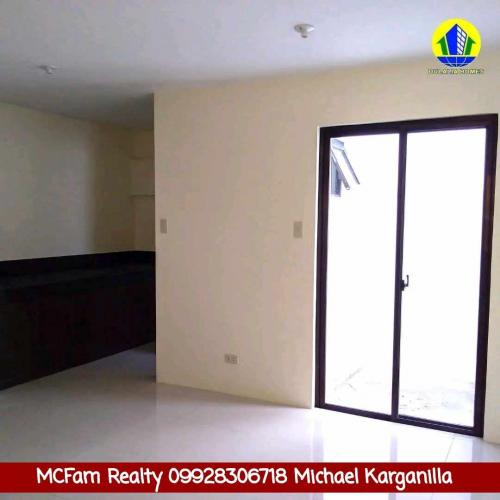 FOR SALE: House Manila Metropolitan Area > Valenzuela 3