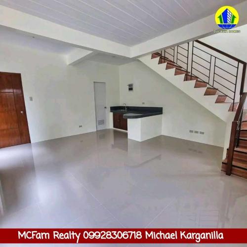 FOR SALE: House Manila Metropolitan Area > Valenzuela 1