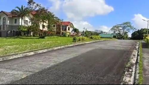 Residential Lot Picture 4