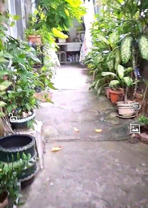 Caloocan House inside the compound
