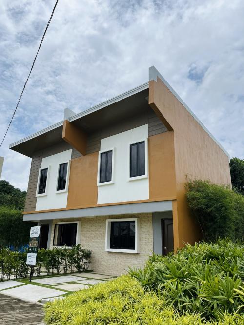 Levana Townhouse