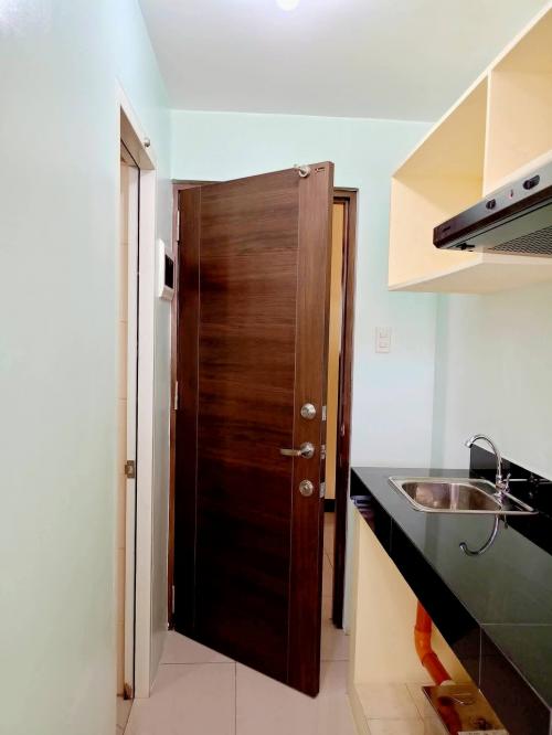 FOR RENT / LEASE: Apartment / Condo / Townhouse Cebu > Cebu City