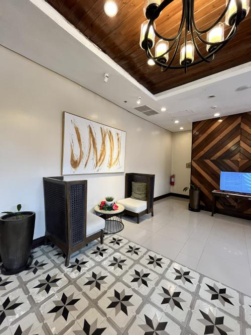FOR RENT / LEASE: Apartment / Condo / Townhouse Tagaytay 2