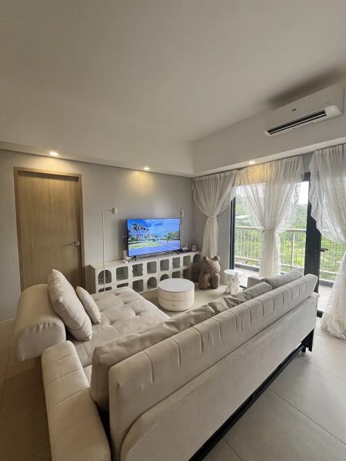 FOR RENT / LEASE: Apartment / Condo / Townhouse Batangas 3