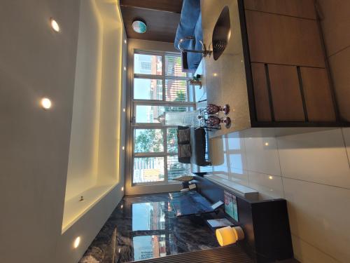 FOR RENT / LEASE: Apartment / Condo / Townhouse Manila Metropolitan Area > Other areas 11