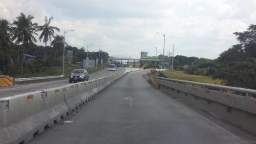5 minutes to Star Tollway Exit Batangas City