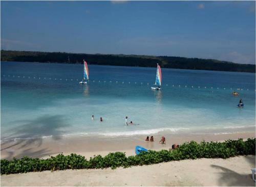 FOR SALE: Beach / Resort Davao del Sur > Samal 1