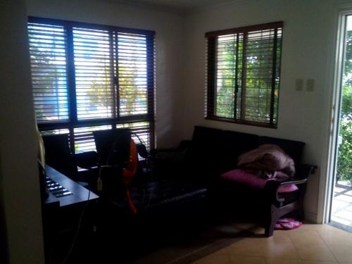 FOR RENT / LEASE: House Cavite > Silang 1