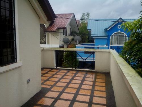 FOR RENT / LEASE: House Cavite > Silang 10
