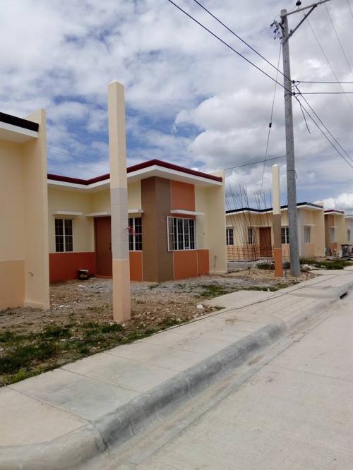 Futura Homes Mactan is located at Guerillero St., Suba-Basbas Lapu-Lapu City HLURB LS No. 27126 | Completion Date: 09/2018