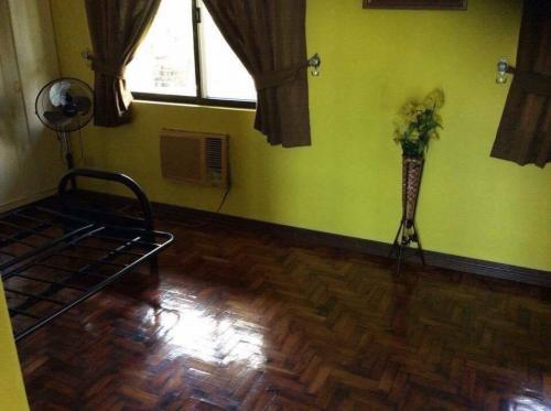 FOR SALE: Apartment / Condo / Townhouse Batangas > Other areas 16