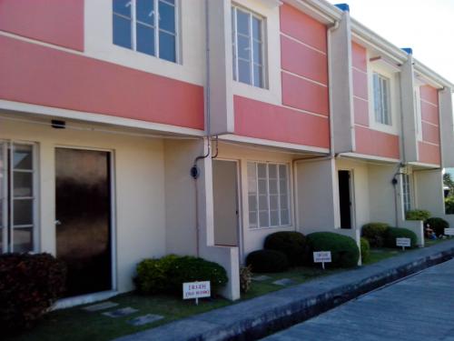 FOR SALE: Apartment / Condo / Townhouse Manila Metropolitan Area > Valenzuela 1