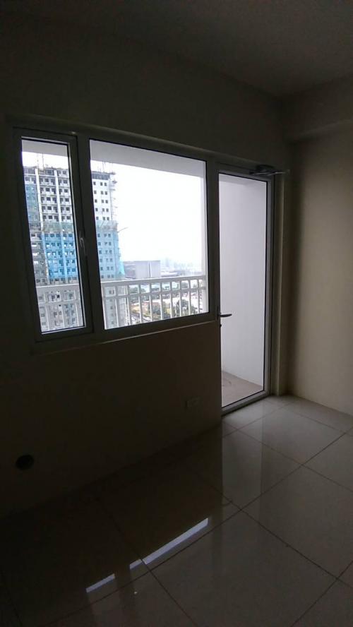 FOR SALE: Apartment / Condo / Townhouse Manila Metropolitan Area > Pasay 2
