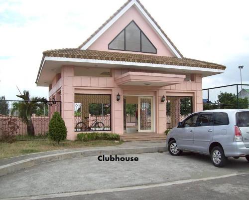 FOR SALE: Office / Commercial / Industrial Rizal 2