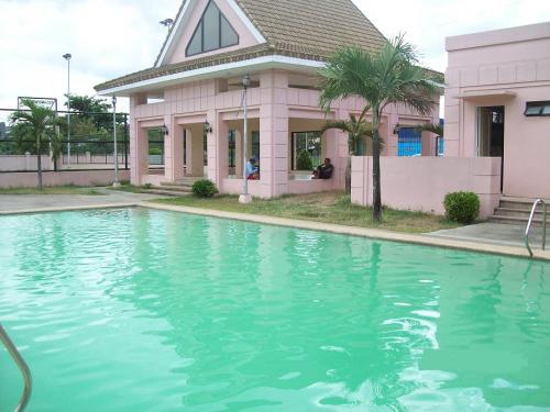 FOR SALE: Office / Commercial / Industrial Rizal 3