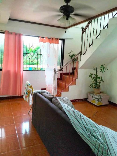 FOR SALE: House Batangas > Other areas 1